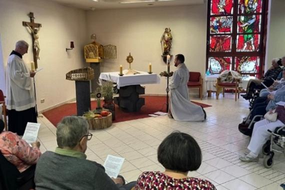 Eucharistische Anbetung_1