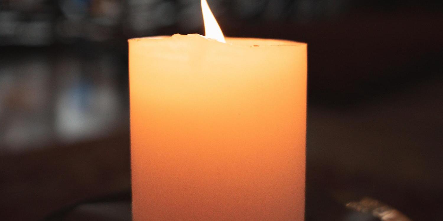 candle-7037590_by_Sebbi_Pixabay_pfarrbriefservice