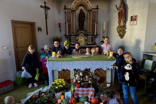 Ertntedankaltar Duenfus